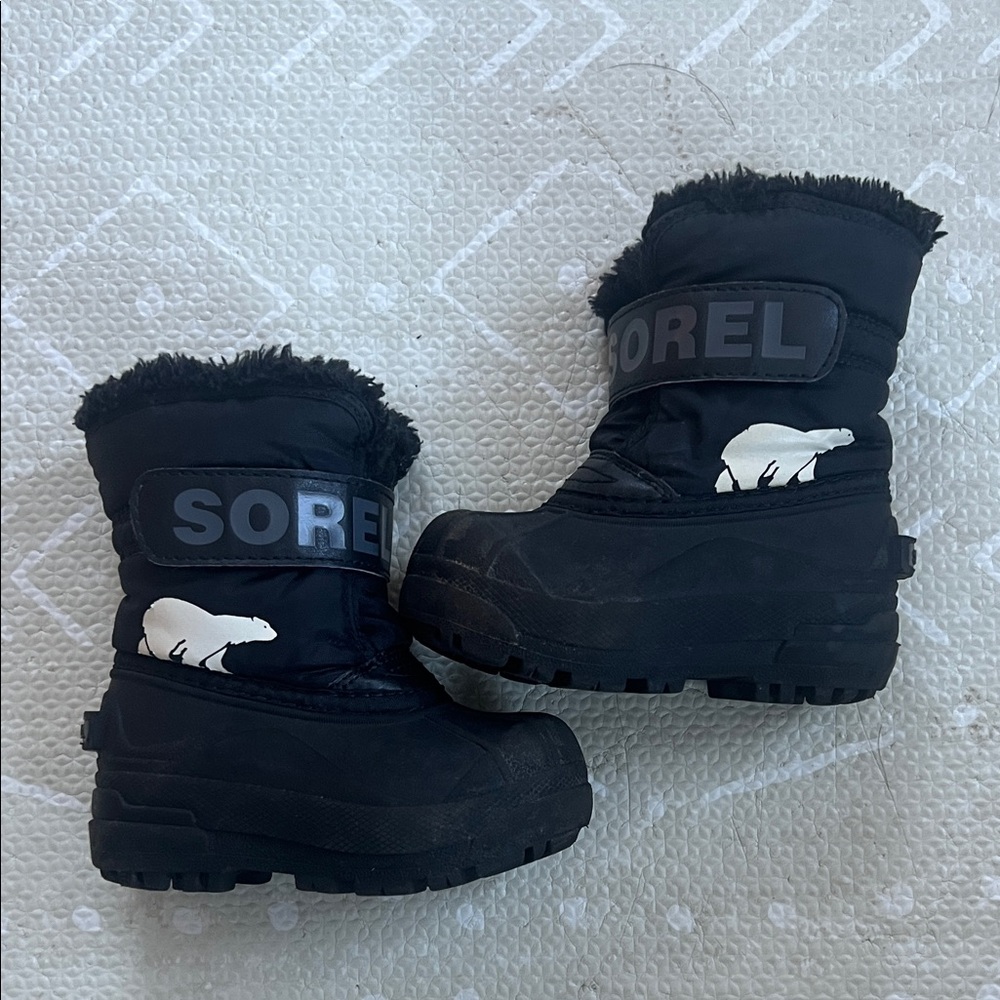 Toddler Sorel size 7 snow commander snow boot